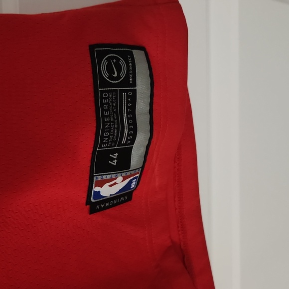 Toronto Raptors #17 Jonas Valanciunas jersey - Picture 3 of 3